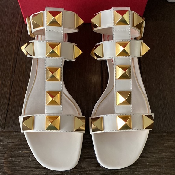 Valentino Garavani White and Gold Studded Sandals - Picture 2 of 12
